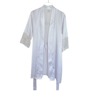 SwhiteMe White Brides Pre-wedding Robe. Size S/M